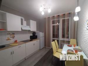 1-к квартира, посуточно, 40м2, 10/14 этаж