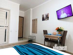 Студия квартира, посуточно, 18м2, 1/19 этаж