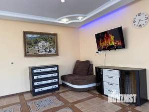 2-к квартира, посуточно, 80м2, 1/1 этаж