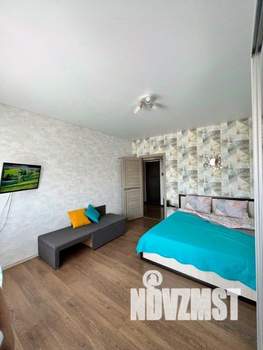 1-к квартира, посуточно, 35м2, 1/1 этаж