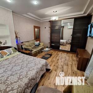 1-к квартира, посуточно, 28м2, 1/2 этаж