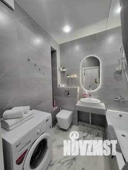 1-к квартира, посуточно, 35м2, 6/9 этаж