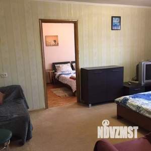 2-к квартира, посуточно, 45м2, 3/3 этаж