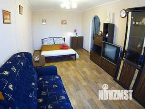 1-к квартира, посуточно, 33м2, 1/1 этаж