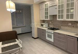 2-к квартира, на длительный срок, 72м2, 8/12 этаж