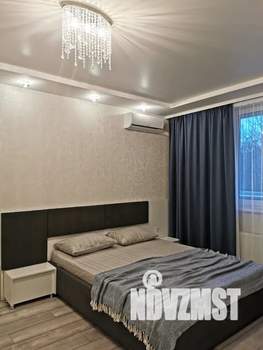 1-к квартира, посуточно, 42м2, 1/10 этаж
