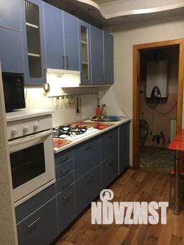 2-к квартира, посуточно, 37м2, 1/2 этаж