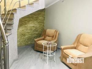 3-к квартира, на длительный срок, 104м2, 1/3 этаж