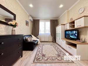 1-к квартира, посуточно, 40м2, 3/18 этаж