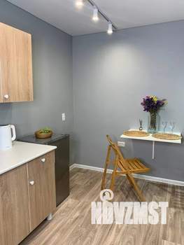 Студия квартира, посуточно, 32м2, 1/1 этаж