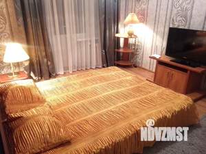 2-к квартира, посуточно, 56м2, 3/3 этаж