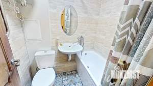 1-к квартира, посуточно, 35м2, 4/9 этаж