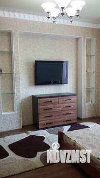 1-к квартира, посуточно, 33м2, 3/3 этаж