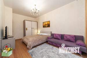 1-к квартира, посуточно, 45м2, 4/10 этаж