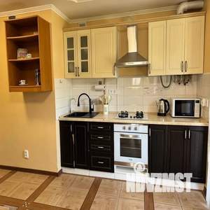 2-к квартира, посуточно, 80м2, 1/1 этаж