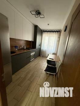 1-к квартира, посуточно, 43м2, 3/9 этаж