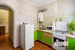 1-к квартира, посуточно, 35м2, 4/4 этаж