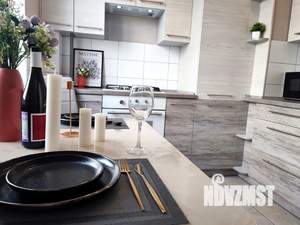 1-к квартира, посуточно, 44м2, 3/9 этаж