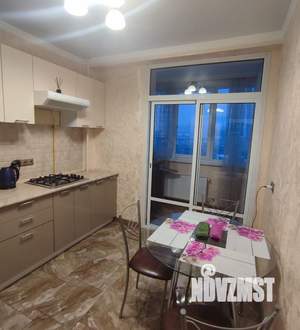 1-к квартира, посуточно, 32м2, 7/10 этаж
