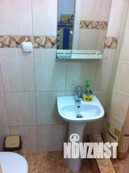 2-к квартира, посуточно, 42м2, 1/2 этаж