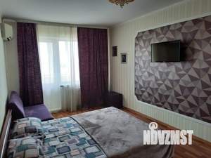 1-к квартира, посуточно, 36м2, 9/9 этаж