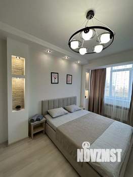 1-к квартира, посуточно, 42м2, 4/18 этаж