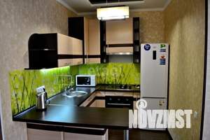 3-к квартира, на длительный срок, 82м2, 1/2 этаж