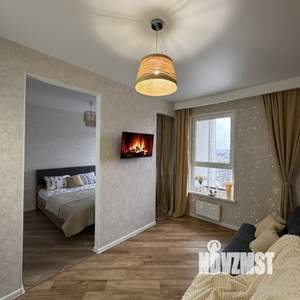 1-к квартира, посуточно, 40м2, 13/16 этаж