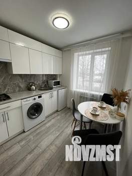 1-к квартира, посуточно, 36м2, 3/5 этаж