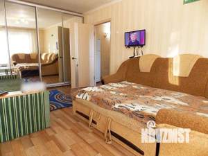 1-к квартира, посуточно, 35м2, 3/5 этаж
