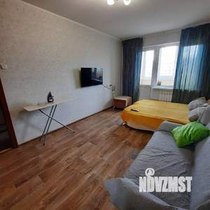 1-к квартира, посуточно, 37м2, 8/9 этаж