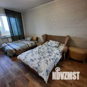 1-к квартира, посуточно, 37м2, 8/9 этаж