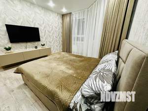 1-к квартира, посуточно, 38м2, 10/17 этаж