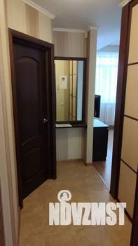 Студия квартира, посуточно, 32м2, 3/5 этаж