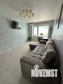 2-к квартира, посуточно, 50м2, 1/1 этаж