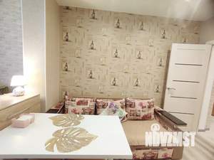 1-к квартира, посуточно, 42м2, 2/9 этаж