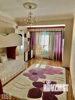 4-к квартира, на длительный срок, 180м2, 1/4 этаж