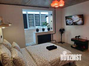 1-к квартира, посуточно, 32м2, 6/9 этаж