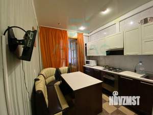 3-к квартира, на длительный срок, 82м2, 1/3 этаж