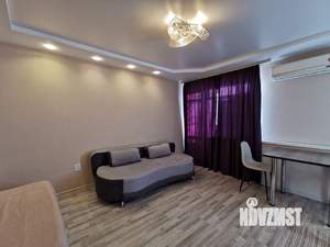 Студия квартира, посуточно, 32м2, 3/4 этаж