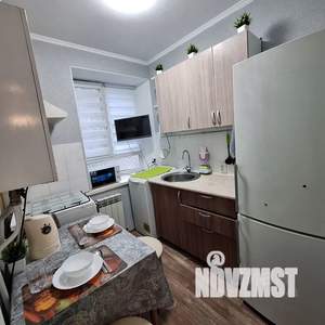 1-к квартира, посуточно, 28м2, 1/2 этаж