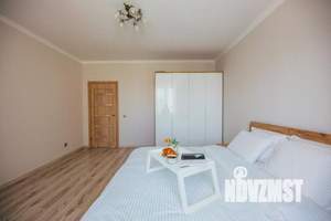 1-к квартира, посуточно, 73м2, 1/1 этаж