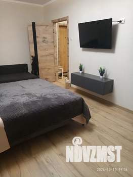 1-к квартира, посуточно, 35м2, 1/9 этаж