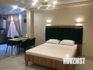 Студия квартира, посуточно, 40м2, 1/2 этаж