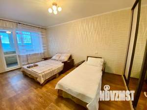 1-к квартира, посуточно, 34м2, 6/9 этаж