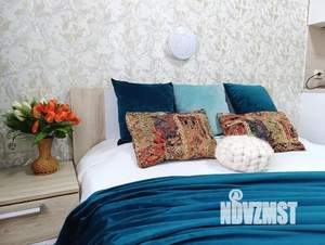 Студия квартира, посуточно, 18м2, 1/19 этаж