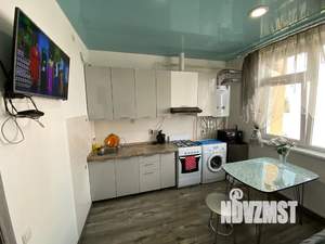 1-к квартира, посуточно, 40м2, 6/9 этаж