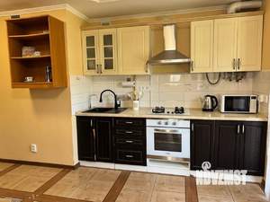 2-к квартира, посуточно, 80м2, 1/1 этаж