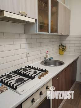 2-к квартира, посуточно, 65м2, 1/10 этаж