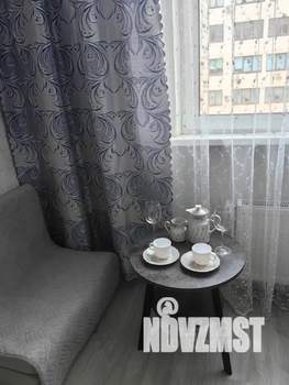 1-к квартира, посуточно, 43м2, 7/9 этаж